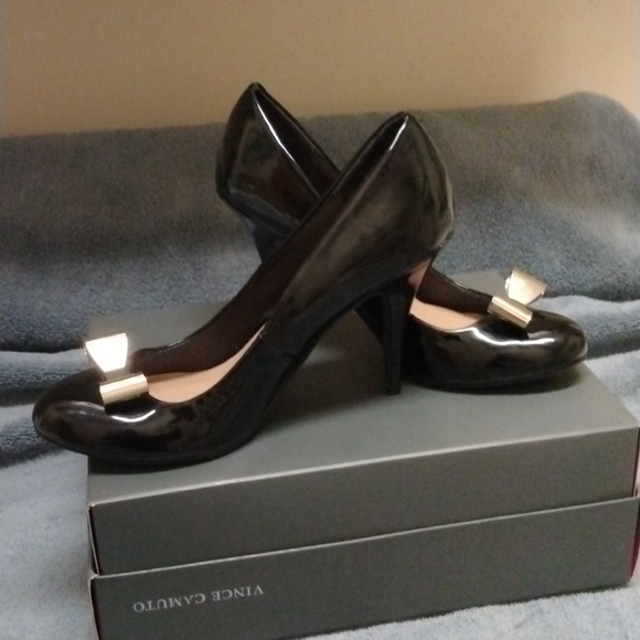 LC Lauren Conrad Patent Leather, metal Bow Heels, size 9 - Picture 5 of 7
